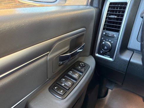 Used 2019 RAM 1500 Big Horn AWD/4WD image 13