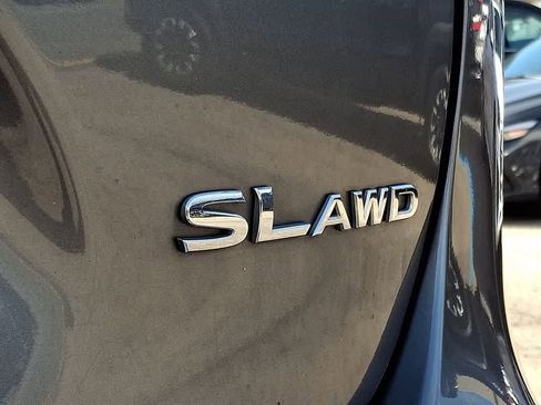 Used 2018 Nissan Rogue Sport SL image 33