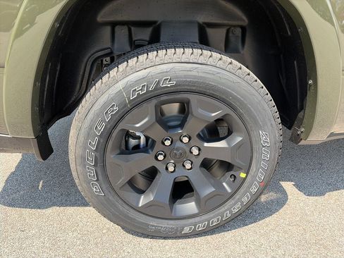 New 2027 RAM 1500 4x4 Crew Cab image 14
