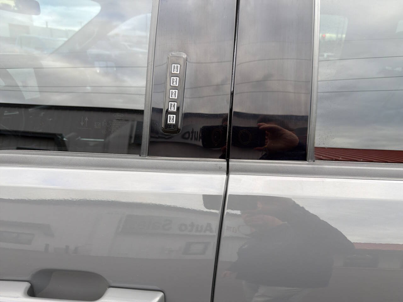 Used 2021 Ford F150 Lariat w/ Equipment Group 502A High AWD/4WD image 14
