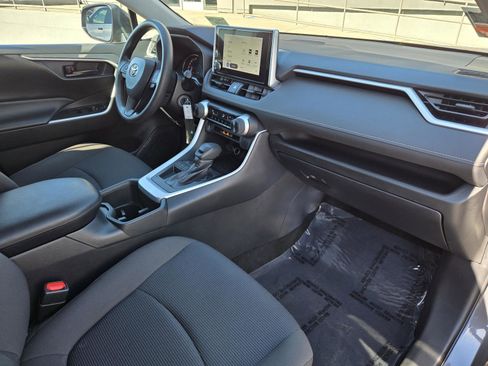 Used 2023 Toyota RAV4 LE image 30