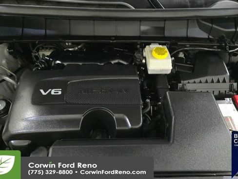 Used 2023 Nissan Pathfinder SL image 18