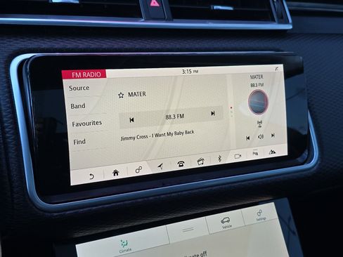 Used 2020 Land Rover Range Rover Velar S AWD/4WD image 17
