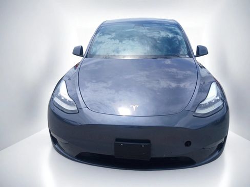 Used 2020 Tesla Model Y Long Range AWD/4WD image 3