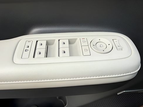 Used 2024 Hyundai Santa Fe Calligraphy FWD image 24