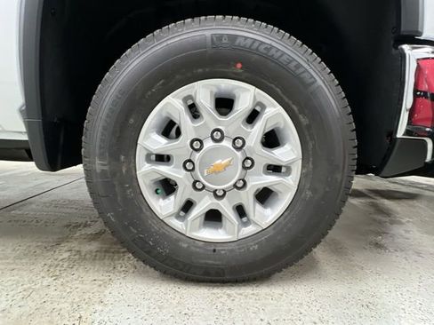 New 2026 Chevrolet Silverado 3500 LT w/ Convenience Package image 29