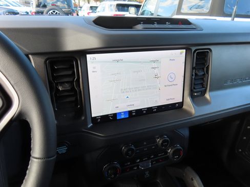 New 2025 Ford Bronco Big Bend w/ Black Diamond Package image 10