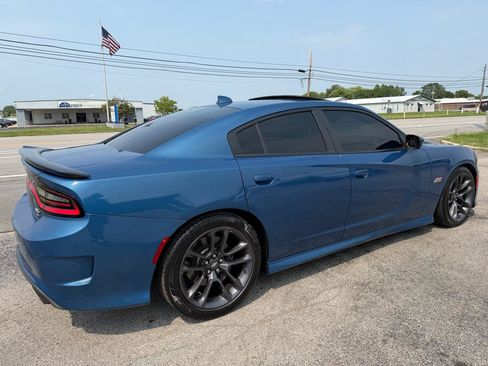 Used 2020 Dodge Charger Scat Pack w/ Plus Group RWD image 15