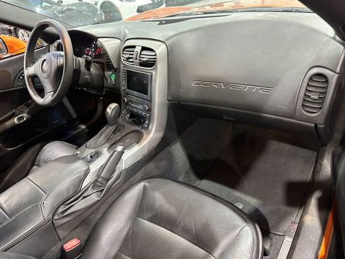 Used 2007 Chevrolet Corvette Coupe w/ Preferred Equipment Group RWD image 10