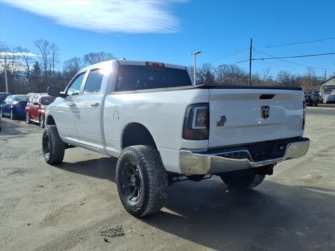 Used 2019 RAM 1500 Classic SLT image 7