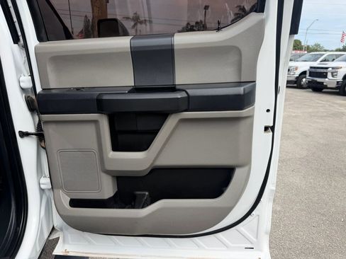 Used 2022 Ford F250 XL w/ Power Equipment Group image 16