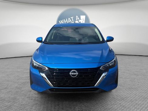 Used 2024 Nissan Sentra SV FWD image 9
