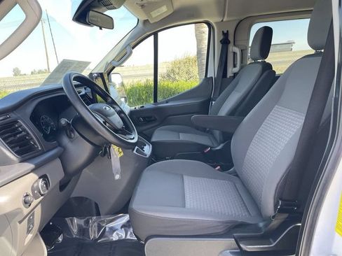 Used 2023 Ford Transit 350 XLT RWD image 18