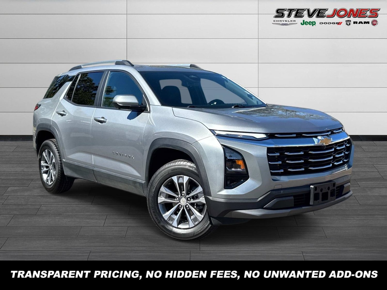 Used 2025 Chevrolet Equinox LT w/ Convenience Package II FWD image 1