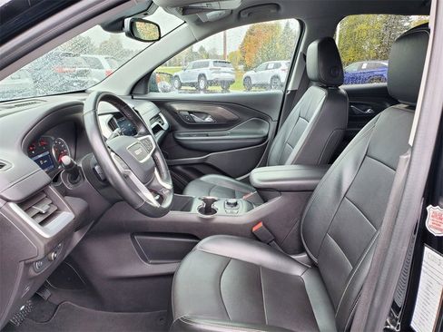 Used 2024 GMC Terrain SLT image 6