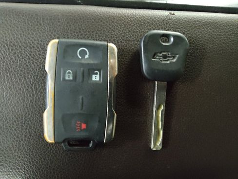 Used 2017 Chevrolet Silverado 1500 LTZ w/ Texas Edition image 32