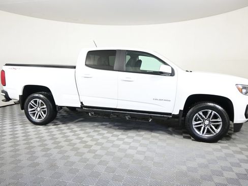 Used 2022 Chevrolet Colorado LT w/ LT Convenience Package AWD/4WD image 9