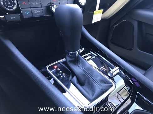 New 2026 Jeep Compass Latitude image 23