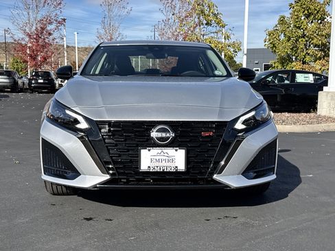 New 2025 Nissan Altima 2.5 SR image 5