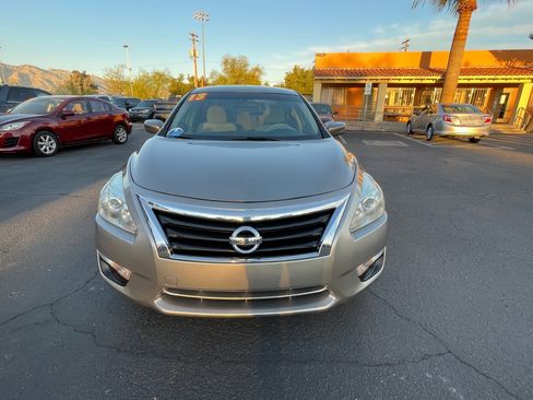 Used 2013 Nissan Altima 2.5 S image 8