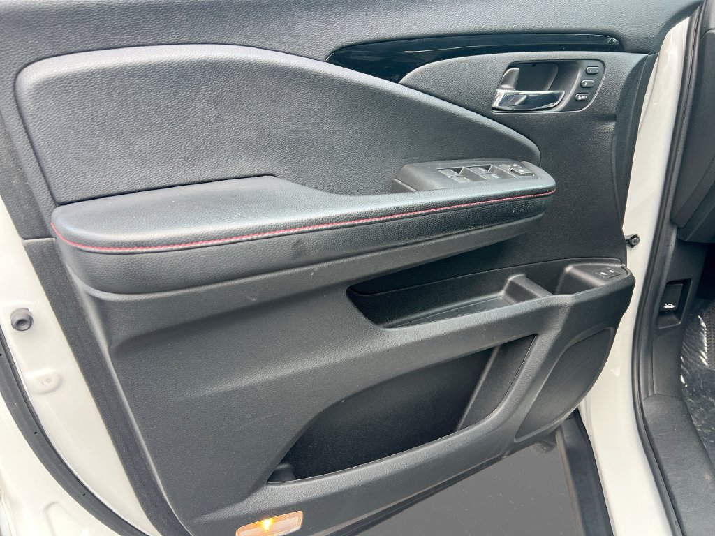 Used 2021 Honda Pilot Black Edition image 29