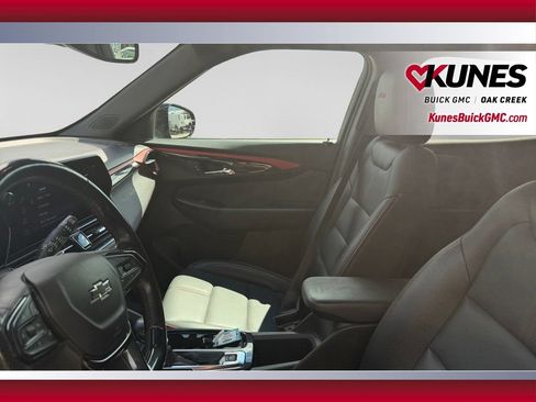 Used 2024 Chevrolet TrailBlazer RS w/ Convenience Package FWD image 22