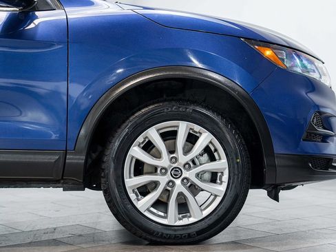Used 2021 Nissan Rogue Sport S FWD image 9