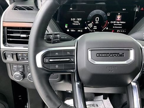 Used 2025 GMC Yukon Denali image 26