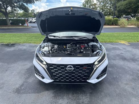 Used 2024 Nissan Altima 2.5 SR image 38