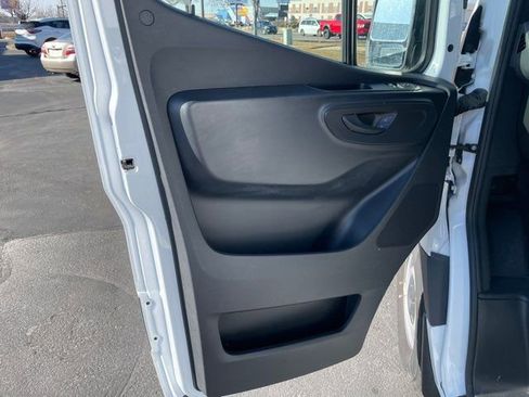 Used 2023 Mercedes-Benz Sprinter 2500 image 12