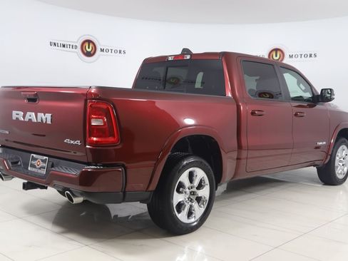 Used 2025 RAM 1500 Big Horn AWD/4WD image 3