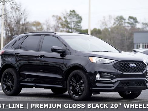 Used 2023 Ford Edge ST-Line image 2