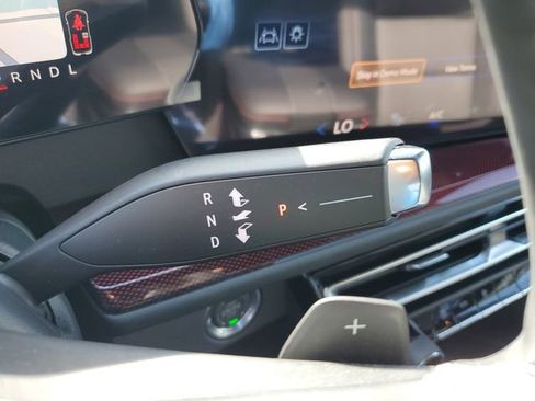 New 2026 Chevrolet Traverse Z71 w/ Enhanced Driving Package AWD/4WD image 21