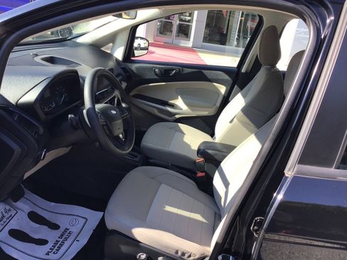 Used 2018 Ford EcoSport S image 16