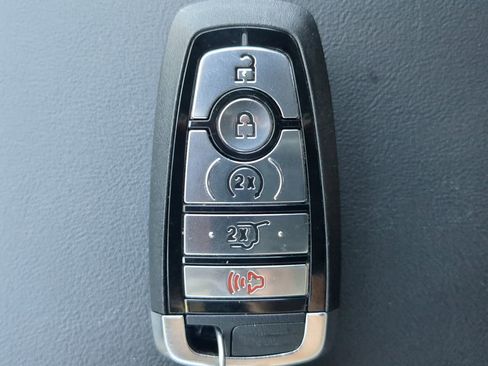 Certified 2025 Ford Explorer ST-Line w/ Premium Package image 28