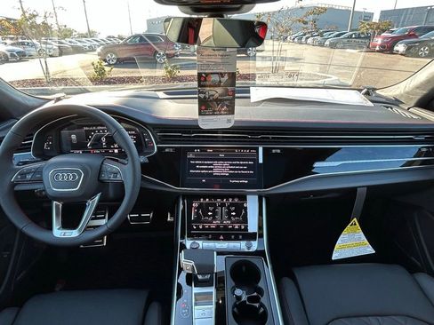 New 2026 Audi SQ8 Prestige image 11