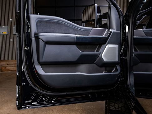 Used 2026 Ford F250 Platinum image 35