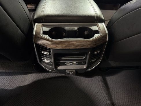 Used 2019 RAM 2500 Laramie AWD/4WD image 14