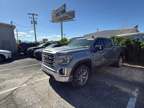 Used 2020 GMC Sierra 1500 SLT w/ SLT Premium Package AWD/4WD image 2