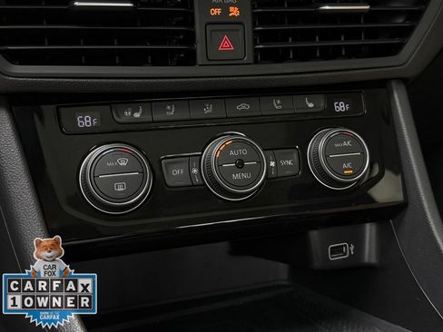 Used 2020 Volkswagen Jetta SEL Premium FWD image 19
