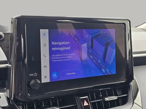 Used 2023 Toyota Corolla XLE image 9