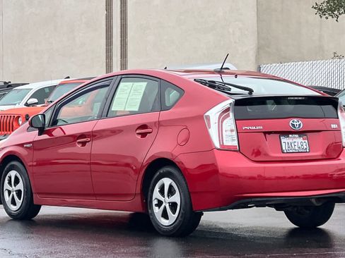 Used 2013 Toyota Prius Four image 7