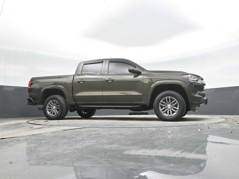 Used 2023 Chevrolet Colorado LT w/ LT Convenience Package image 22