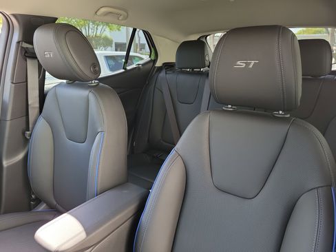 New 2026 Buick Encore GX Sport Touring image 20