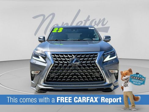 Used 2023 Lexus GX 460 Luxury w/ Sport Design Package AWD/4WD image 2