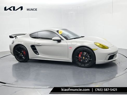 Used 2018 Porsche 718 Cayman S RWD image 1