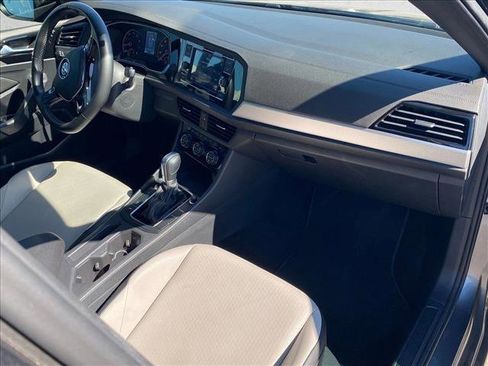 Used 2019 Volkswagen Jetta R-Line FWD image 28