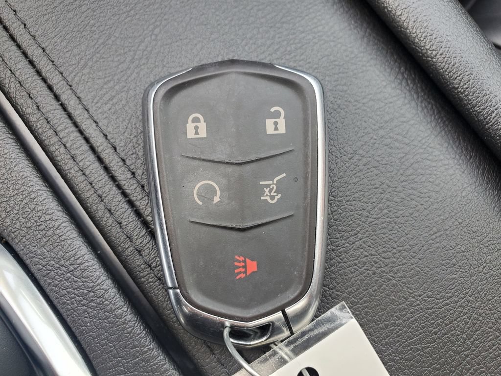 Used 2017 Cadillac XT5 Luxury w/ Driver Awareness Package AWD/4WD image 43