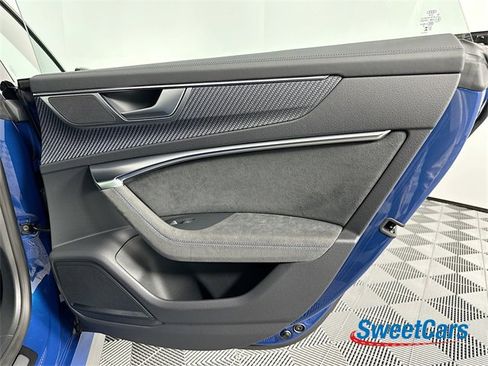 Used 2024 Audi RS 7 Performance image 45