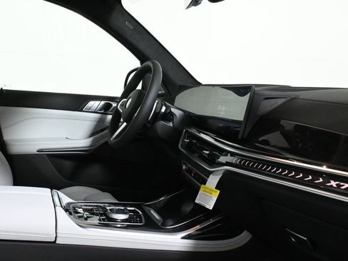New 2027 BMW X7 xDrive40i w/ M Sport Package AWD/4WD image 35